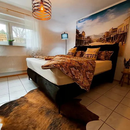 Neu - Wild Western - 110 Qm Umgeben Von Pferden Am Fluss *